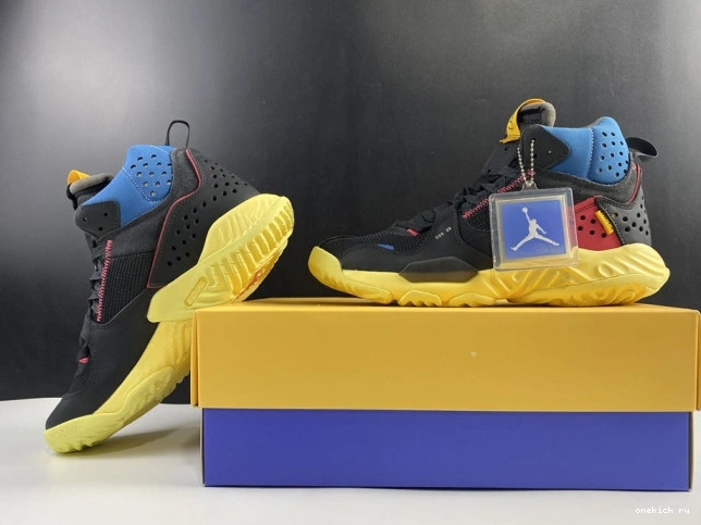 Chep Onekick UNION MID 'OFF DA1951-001 X LA JORDAN NOIR' DELTA 0809
